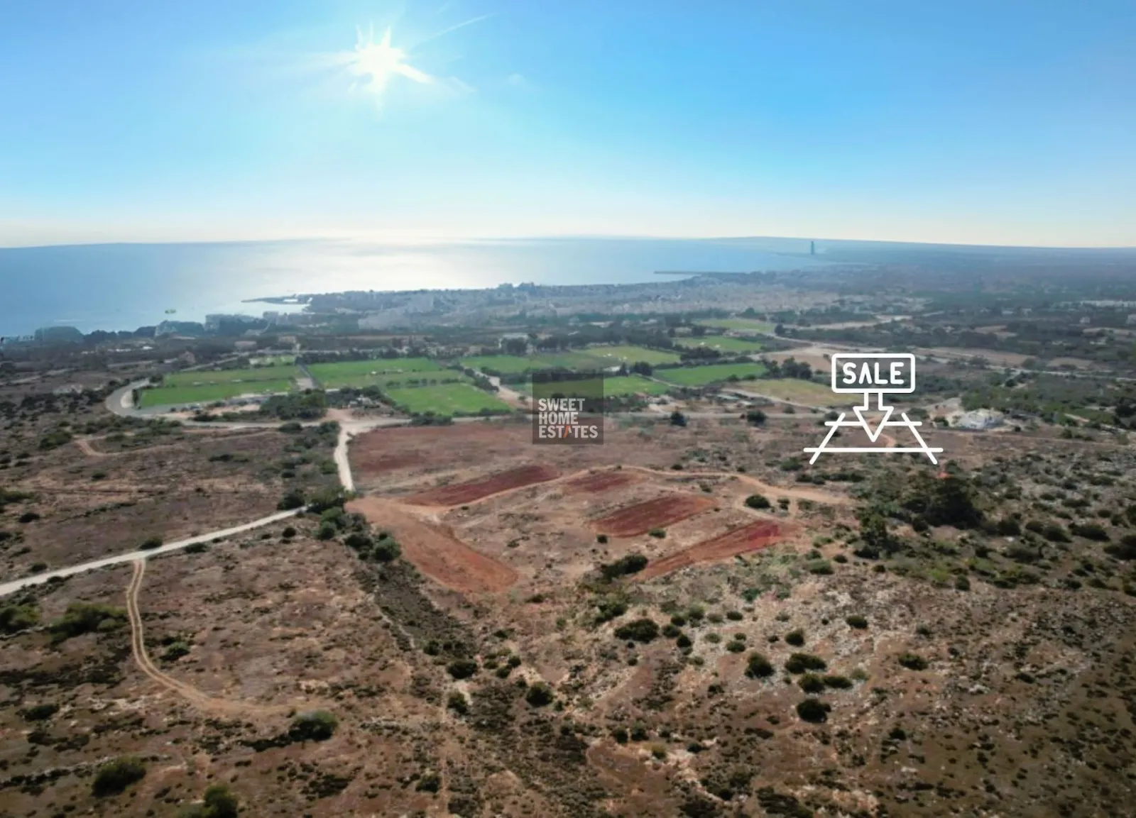 קרקע עם נוף פנורמי לים באיה נאפה